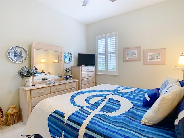 bedroom featuring ceiling fan