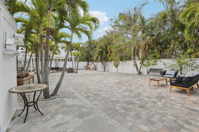 2710 Hibiscus Dr W, Belleair Beach, FL 33786 - photo 52