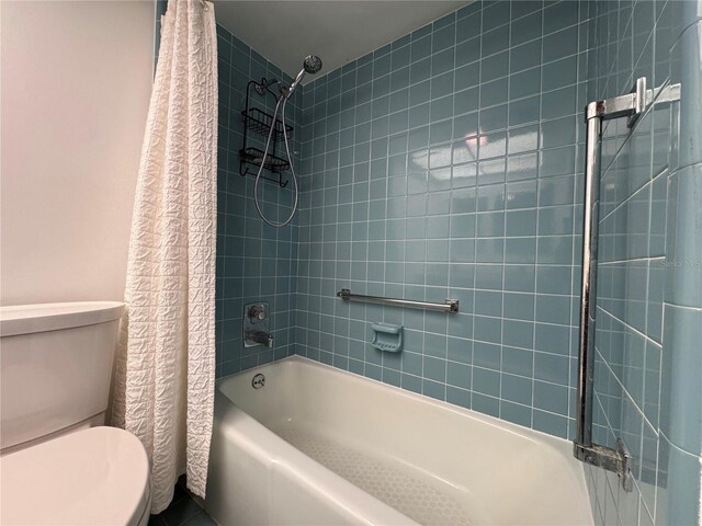 2630 Pearce Dr Unit 107, Clearwater, FL 33764 - full bath featuring toilet and shower / tub combo