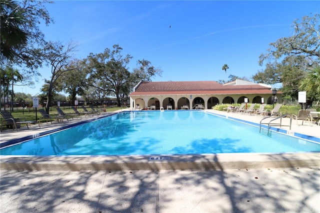 2630 Pearce Dr Unit 107, Clearwater, FL 33764 - community pool with fence and a patio
