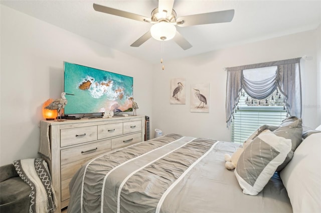 bedroom featuring a ceiling fan