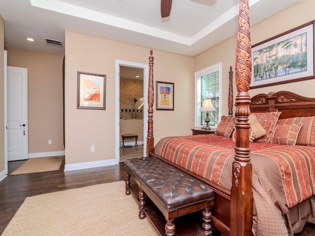 bedroom with dark wood-type flooring, recessed lighting, visible vents, and baseboards