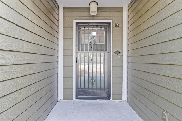 view of entrance to property