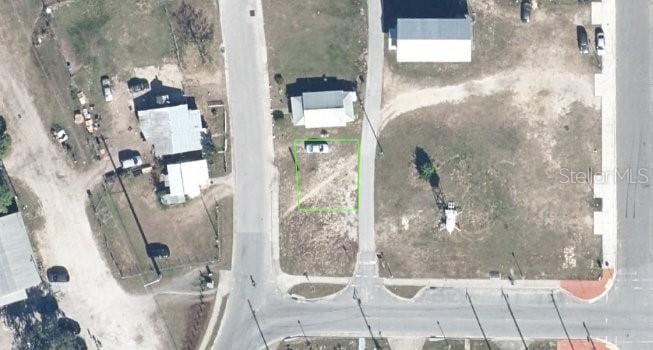 951 S Verona Ave, Avon Park, FL 33825