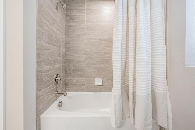 full bathroom featuring shower / bathtub combination with curtain