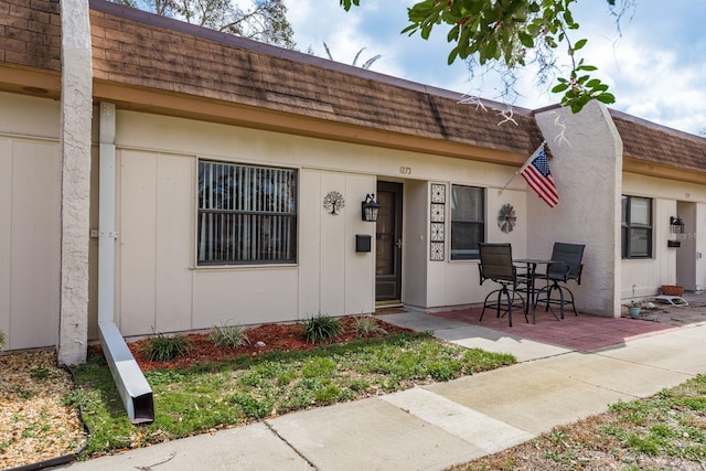 view of front of house with a patio