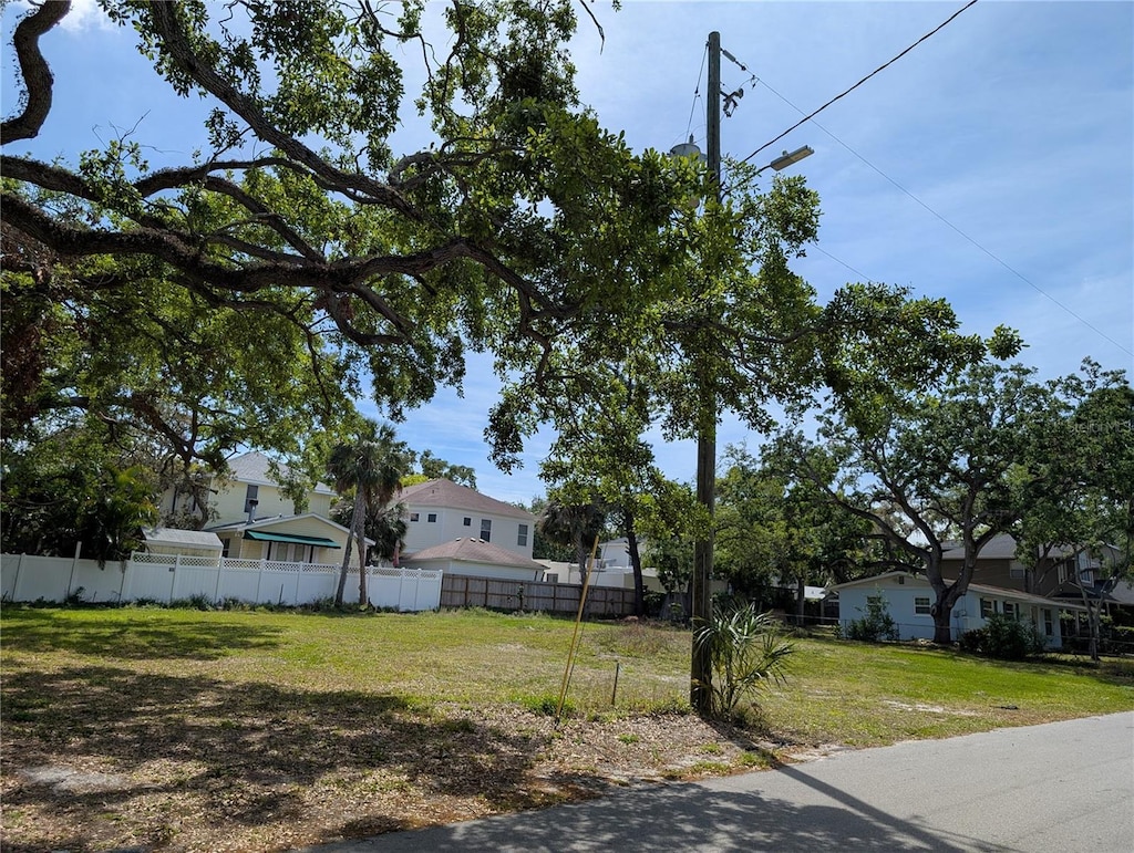 3104 W Coachman Ave, Tampa, FL 33611 - photo 1