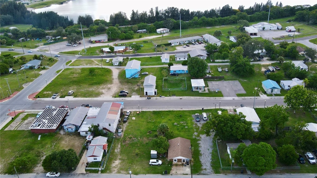 953 S Verona Ave, Avon Park, FL 33825