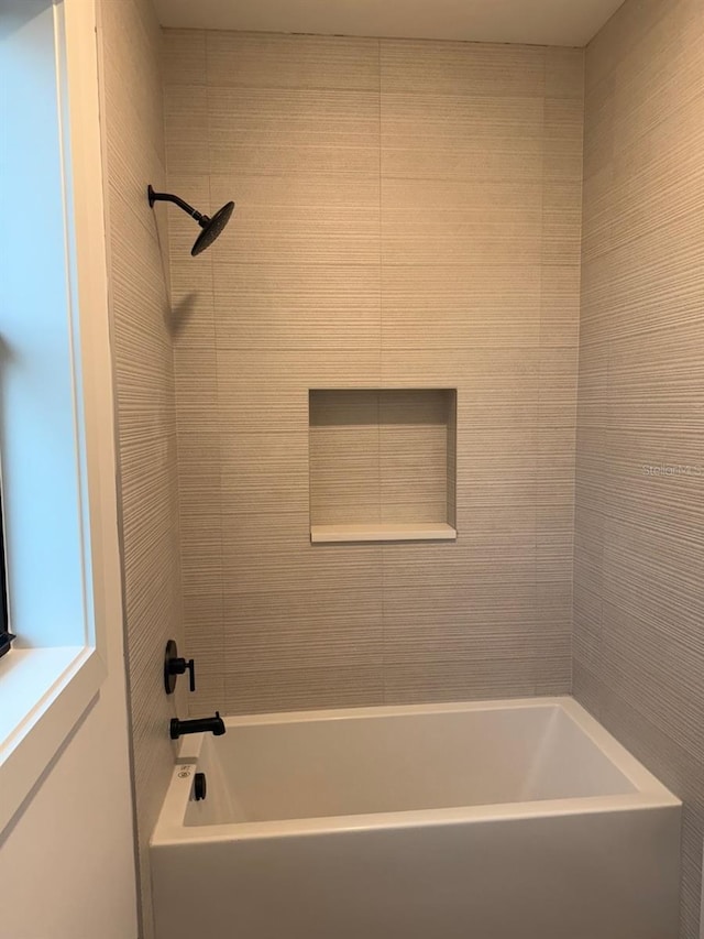 418 W Frances Ave Unit 2, Tampa, FL 33602 - bathroom with bathing tub / shower combination