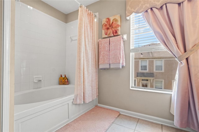 2824 Conch Hollow Dr, Brandon, FL 33511 - bathroom featuring baseboards, tile patterned flooring, and shower / tub combo with curtain