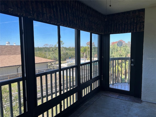 view of unfurnished sunroom