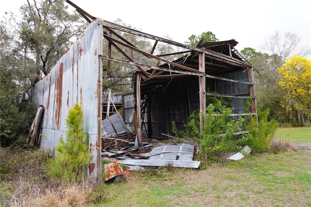 view of outbuilding with an outdoor structure