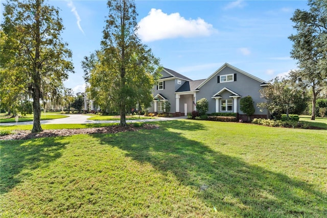 view of front of property with a front yard