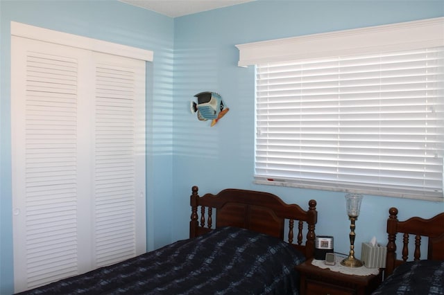 bedroom with a closet