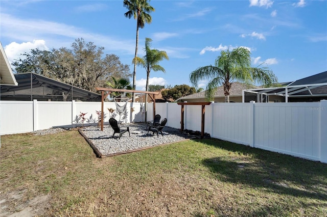 view of yard featuring a fenced backyard