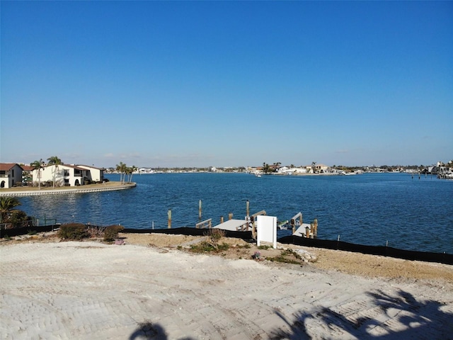 Listing photo 2 for 15 Island Dr, Treasure Island FL 33706