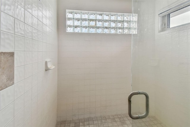 full bathroom featuring a stall shower