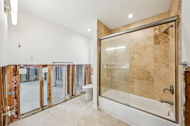 full bathroom with recessed lighting, toilet, and enclosed tub / shower combo