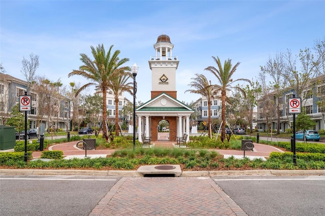 view of property's community with a residential view