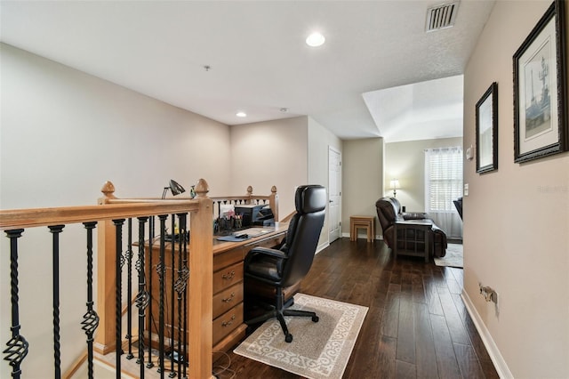 office space with dark wood-style floors, baseboards, visible vents, and recessed lighting