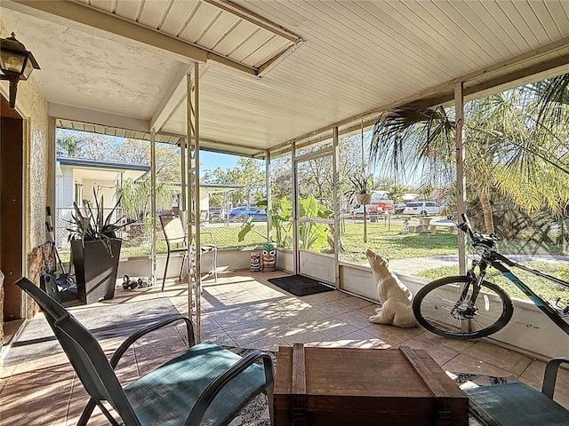 view of sunroom / solarium