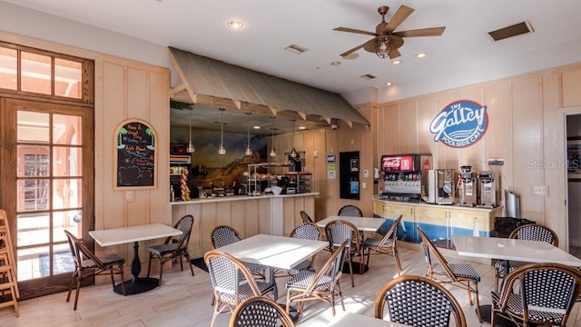 dining space featuring ceiling fan, light wood finished floors, visible vents, and recessed lighting