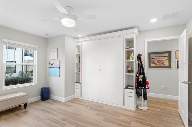 bedroom featuring baseboards, visible vents, ceiling fan, light wood-type flooring, and recessed lighting