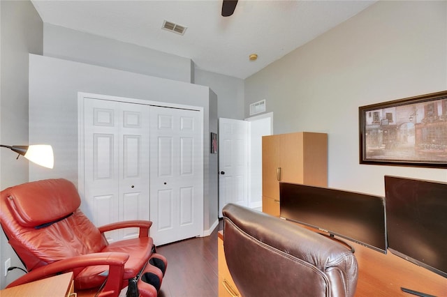 office featuring dark wood finished floors and visible vents