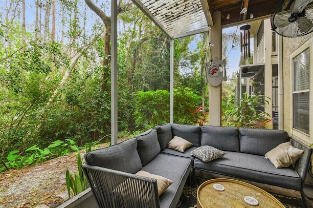 view of sunroom / solarium