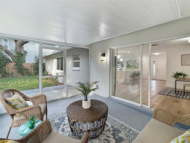 view of sunroom / solarium