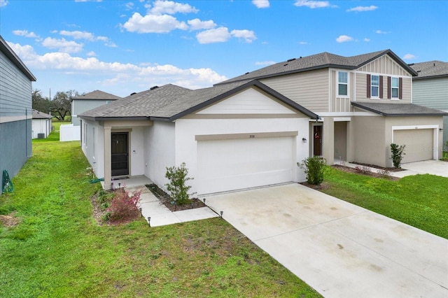 view of front of house with driveway, a front lawn, roof with shingles, and fence