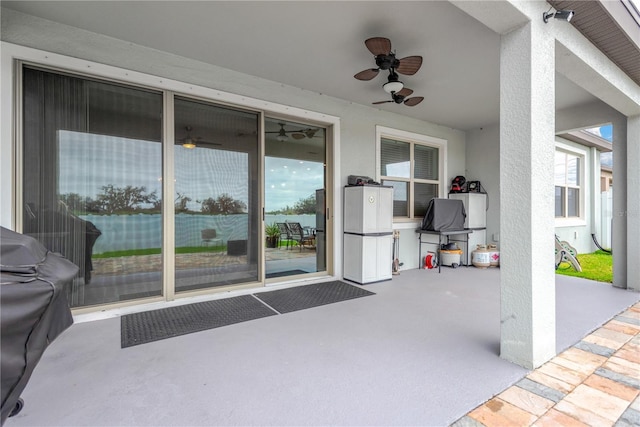 view of patio featuring a ceiling fan