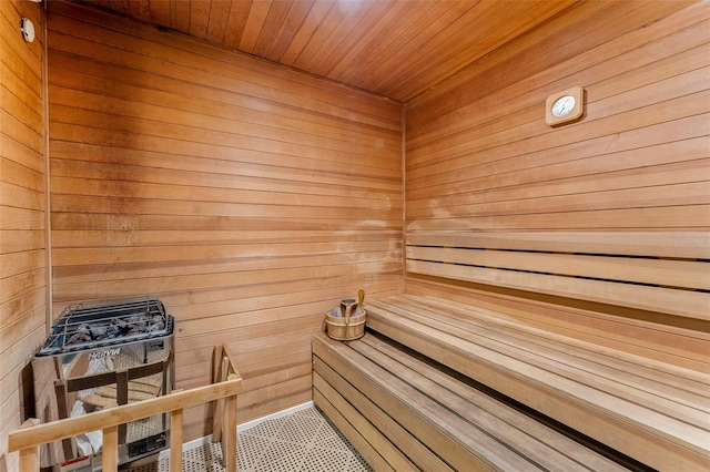 view of sauna / steam room