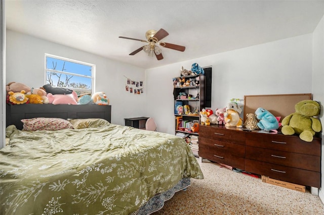 bedroom with a ceiling fan