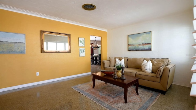 living area with baseboards, visible vents, a chandelier, and ornamental molding