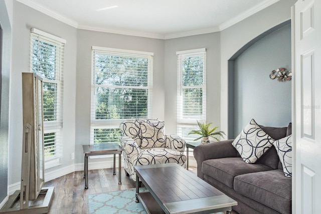 sunroom featuring arched walkways