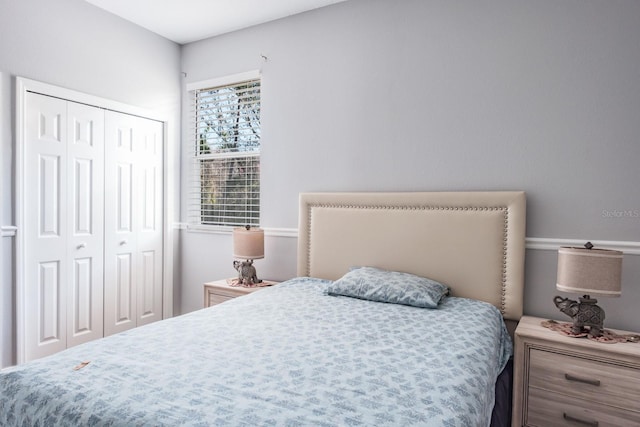 bedroom with a closet