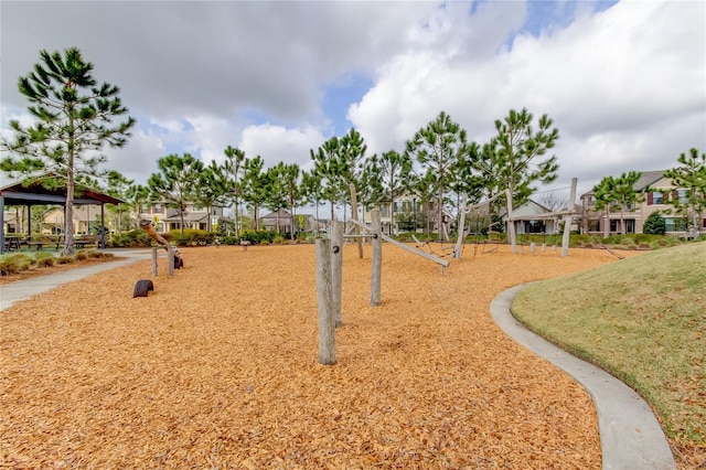 view of home's community featuring a residential view