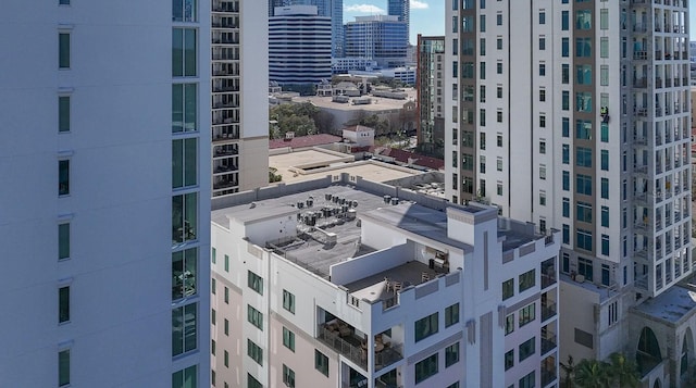 146 4th Ave NE Unit 204, Saint Petersburg, FL 33701 - property's view of city