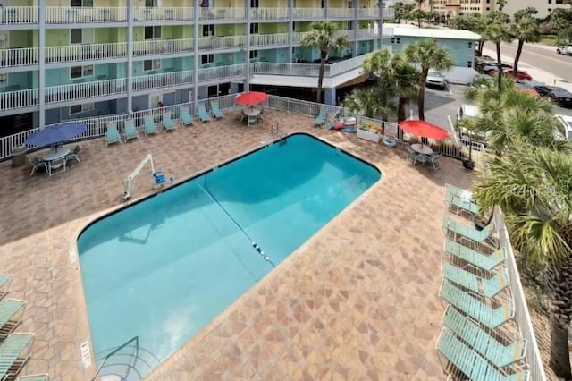 pool with fence
