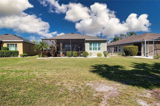 328 Siena Vista Pl, Sun City Center, FL 33573 - view of front of house featuring a lanai, a front lawn, and stucco siding