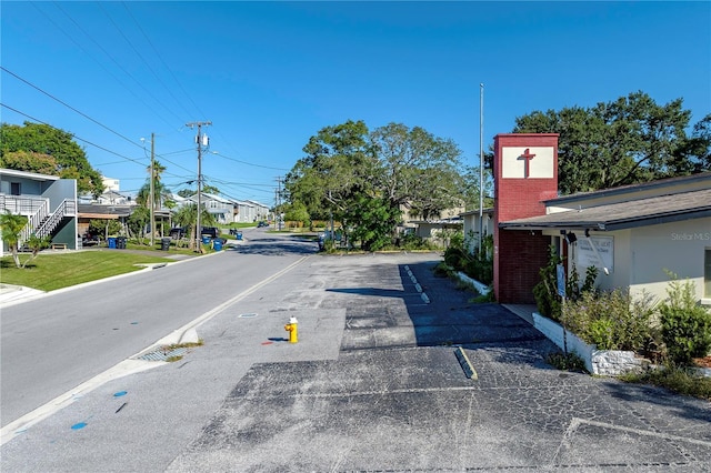 view of street featuring a residential view