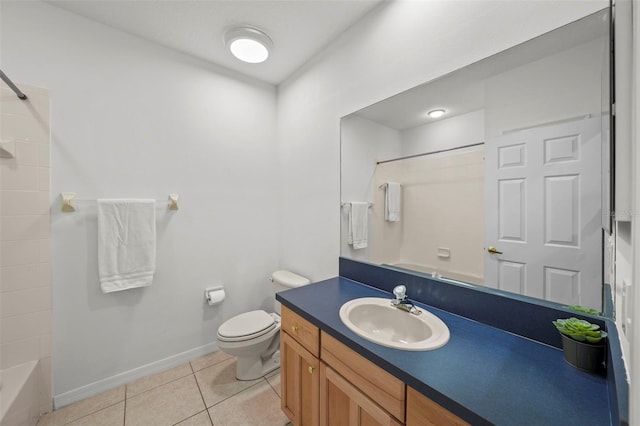 bathroom featuring tile patterned floors, baseboards, toilet, and shower / bathtub combination