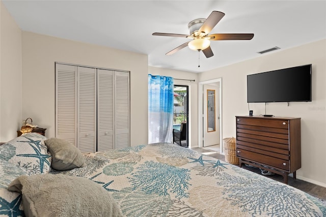 bedroom with ceiling fan, visible vents, baseboards, access to outside, and a closet