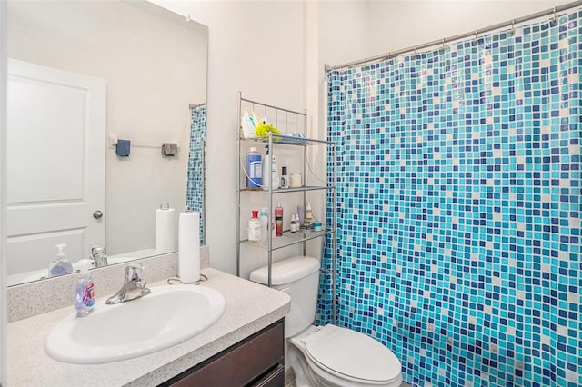 10604 Scenic Hollow Dr, Riverview, FL 33578 - bathroom featuring toilet, curtained shower, and vanity