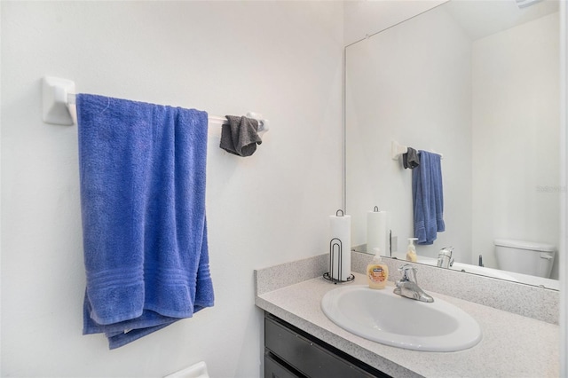 10604 Scenic Hollow Dr, Riverview, FL 33578 - bathroom featuring vanity and toilet