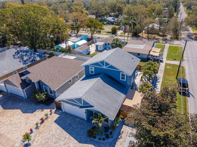 birds eye view of property featuring a residential view