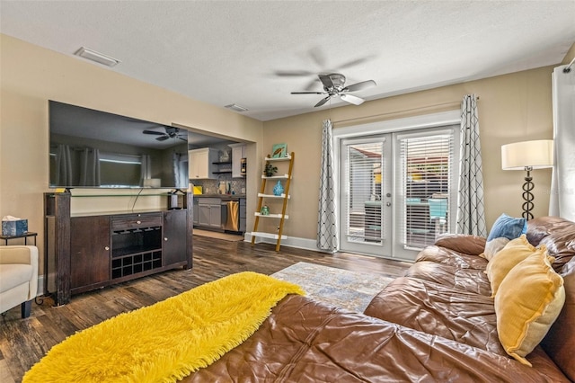 4135 Beach Dr SE, Saint Petersburg, FL 33705 - photo 15