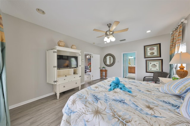 bedroom featuring ceiling fan, recessed lighting, dark wood-type flooring, visible vents, and baseboards