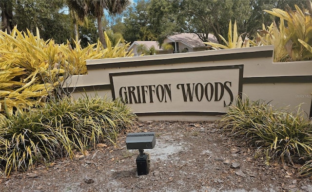 4579 Del Sol Blvd S, Sarasota, FL 34243 - view of community sign